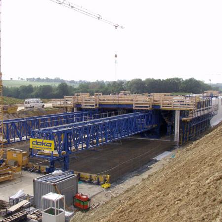 Unterflurtrasse Steinhaus