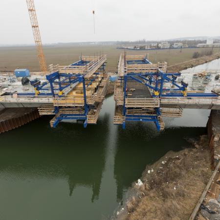 Most na rýchlostnej ceste R1 pri Nitre