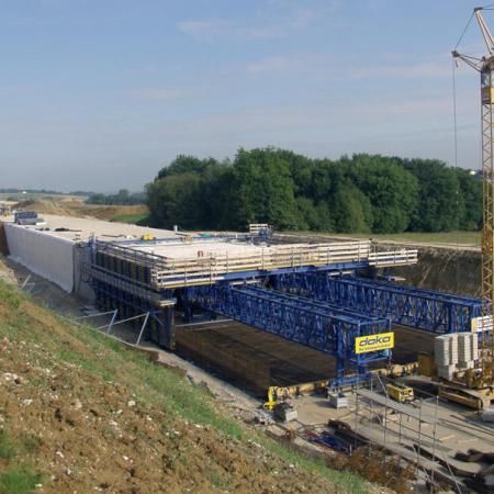 Unterflurtrasse Steinhaus