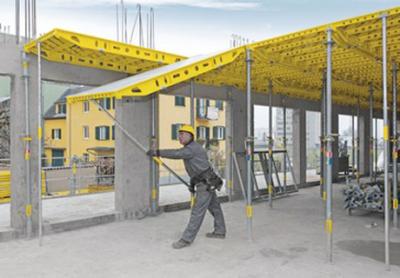 Trabajo sencillo y cómodo para la espalda desde el suelo