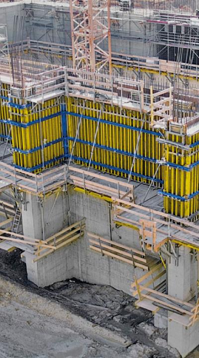 Jobsite picture of pillar formed with Wall formwork FL20