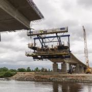Pri výstavbe mosta Tartu sa prvýkrát v Pobaltí použil Doka-vozík letmej betonáže.