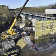 A Doka hatékony és egyszerűen alkalmazható zsaluzási megoldást alkotott a franciaországi Viaduc de la Roumer nevű völgyhíd kiszélesítésére.
<br />
Kép: Viaduc de la Roumer.jpg
<br />
Szerzői jog: Doka
<br />
