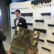 statuetka top builder 2018 - doka sp. z o.o.