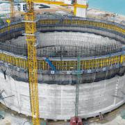 The crane-lifted Climbing formwork MF240 ensured systematic forming processes as well as rapid construction process during construction of the LNG tank Map Ta Phut in Thailand that measures
<br />
82 m in diameter and is 52 m high.
<br />
