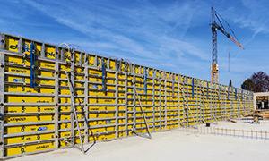 Schalen mit System mit Doka-Rahmenschalungen