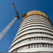 Körszálló bontása - Doka Xclimb 60 védőpajzs