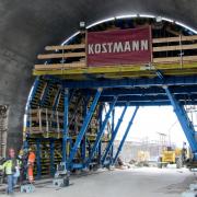 O inovador sistema para túneis DokaCC para o método de construção aberta de túneis permite um avanço rápido, eficiente e seguro dos trabalhos de construção.