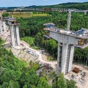 Piers reaching up to 66 m form the vertical backbone of Poland’s highest viaduct, currently taking shape along the S19 expressway. 