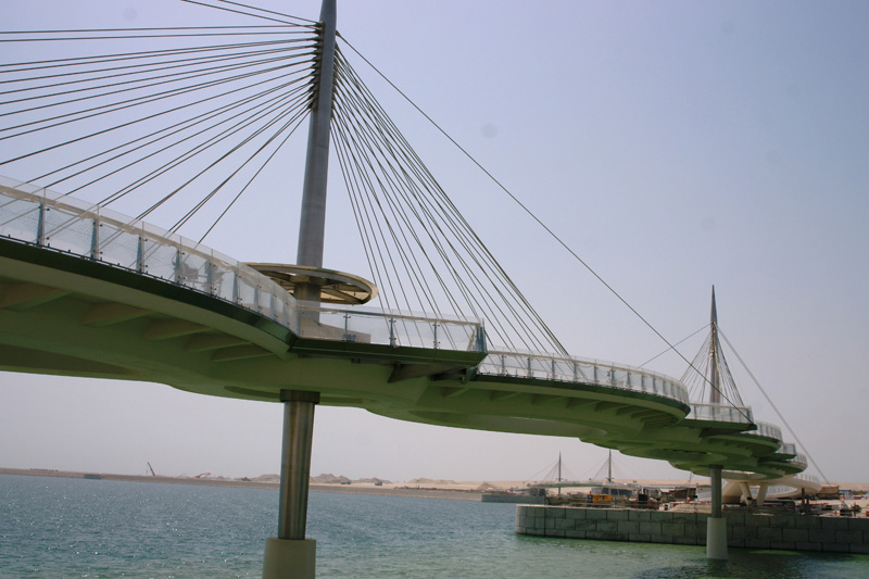 Linking the Islands. Lusail pedestrian bridges, Qatar Doka (GB)
